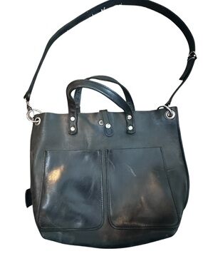 Sturdy Black Oiled Leather Tote Bag with Dual Front Pockets